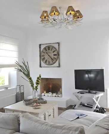 Paros Butterfly Villas Pounda Room photo