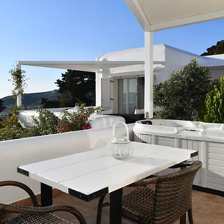 Paros Butterfly Villas Pounda Exterior photo