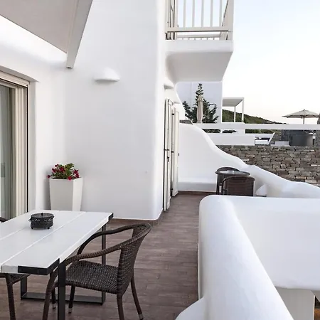 Paros Butterfly Villas Pounda Room photo